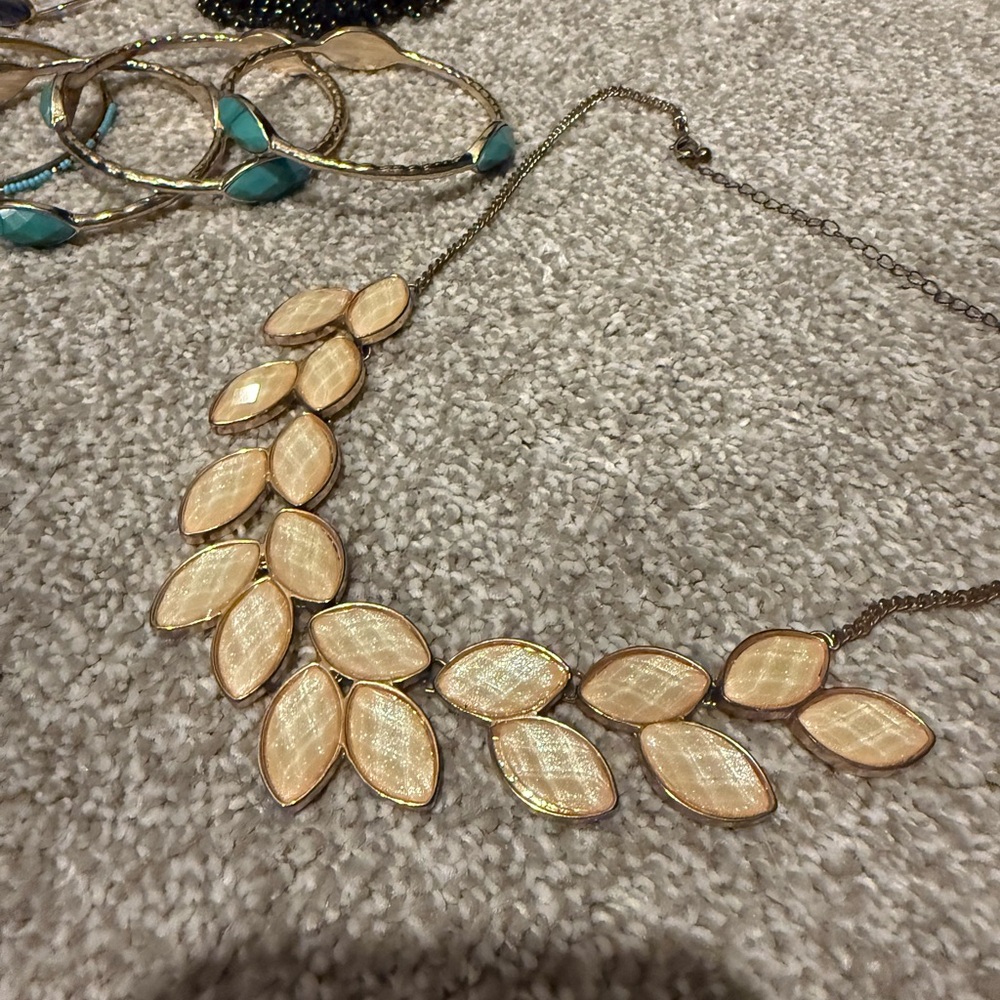Jewelry Bundle - Picture 5 of 6